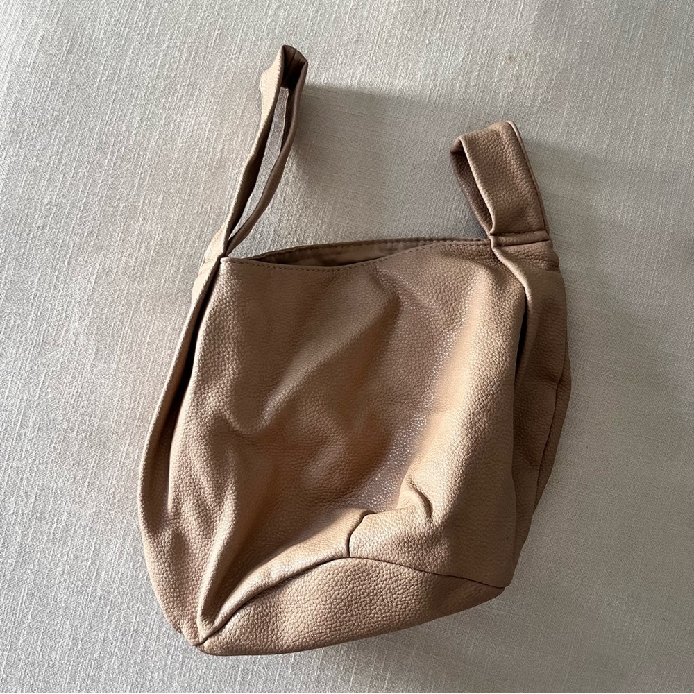 Amazon The Drop Loop Handle Handbag - image 4